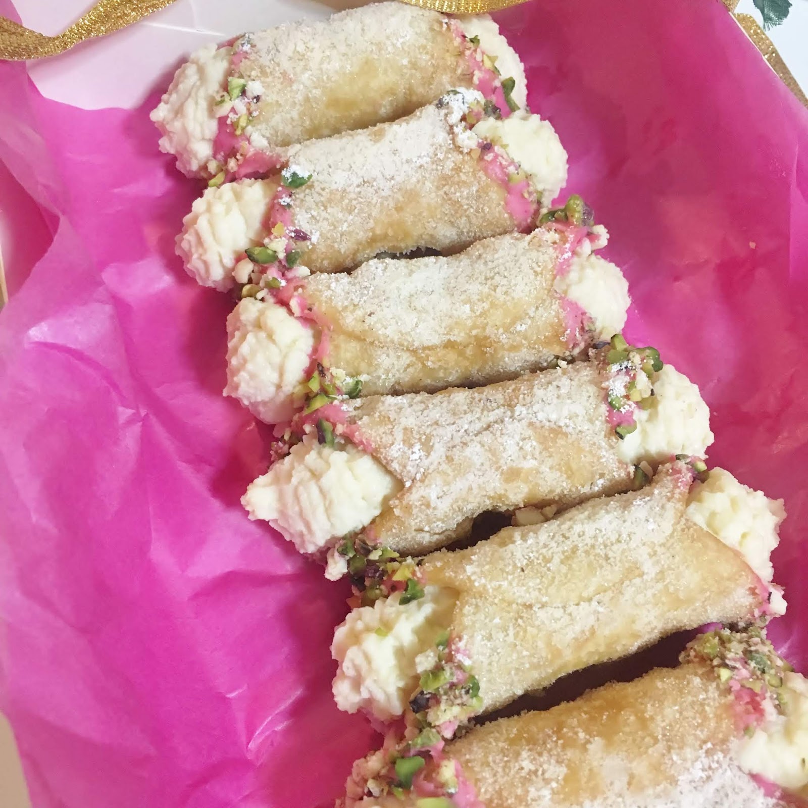 Max The Unicorn Holy Cannoli, Adelaide!