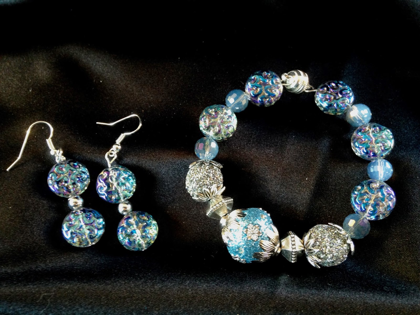 Jewelry By Martica Frosty Blue Memory Bracelet & Earrings Set
