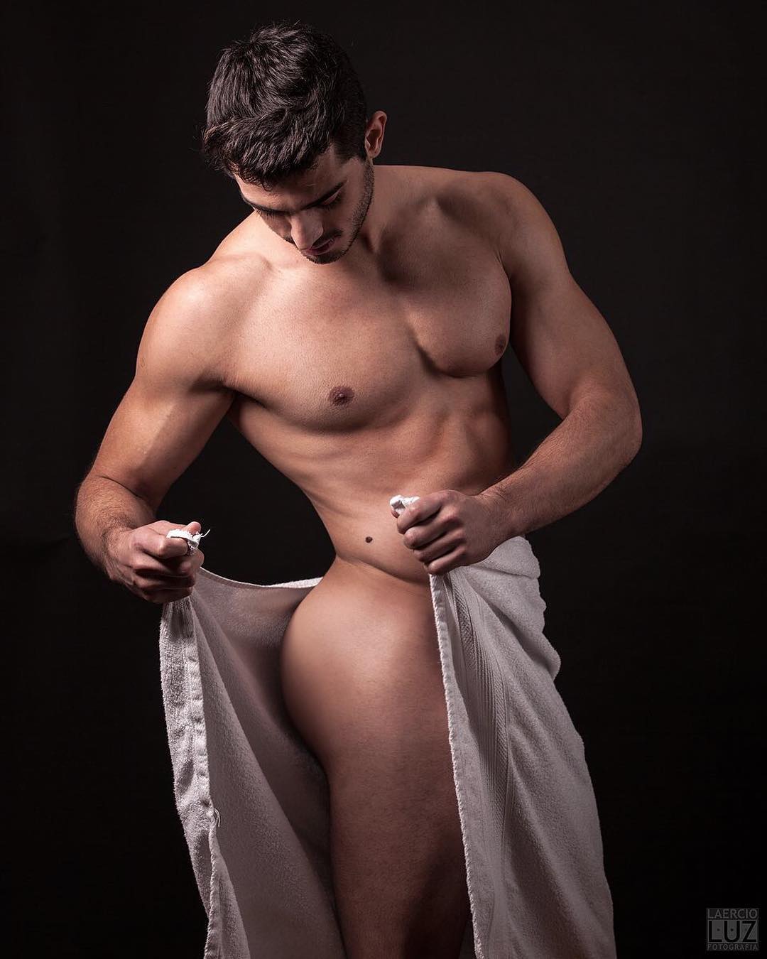 27578505_1963233857271854_22629235556435