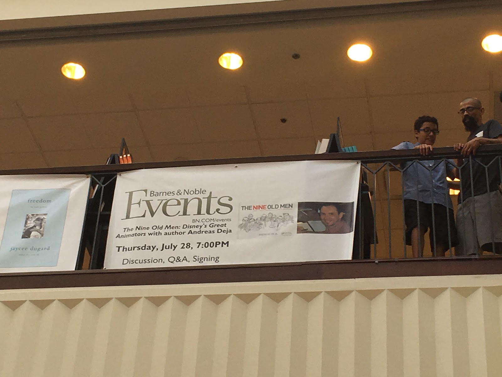 Deja View Book Signing At Barnes Noble The Grove