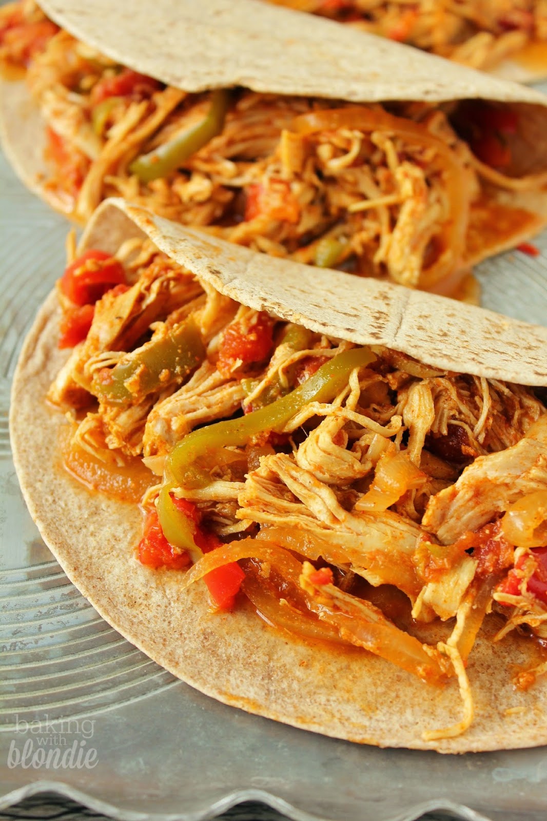 Easy Slow Cooker Chicken Fajitas