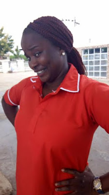 Photos: Female fuel attendant whose monthly salary is N15,000 found and returned lost money