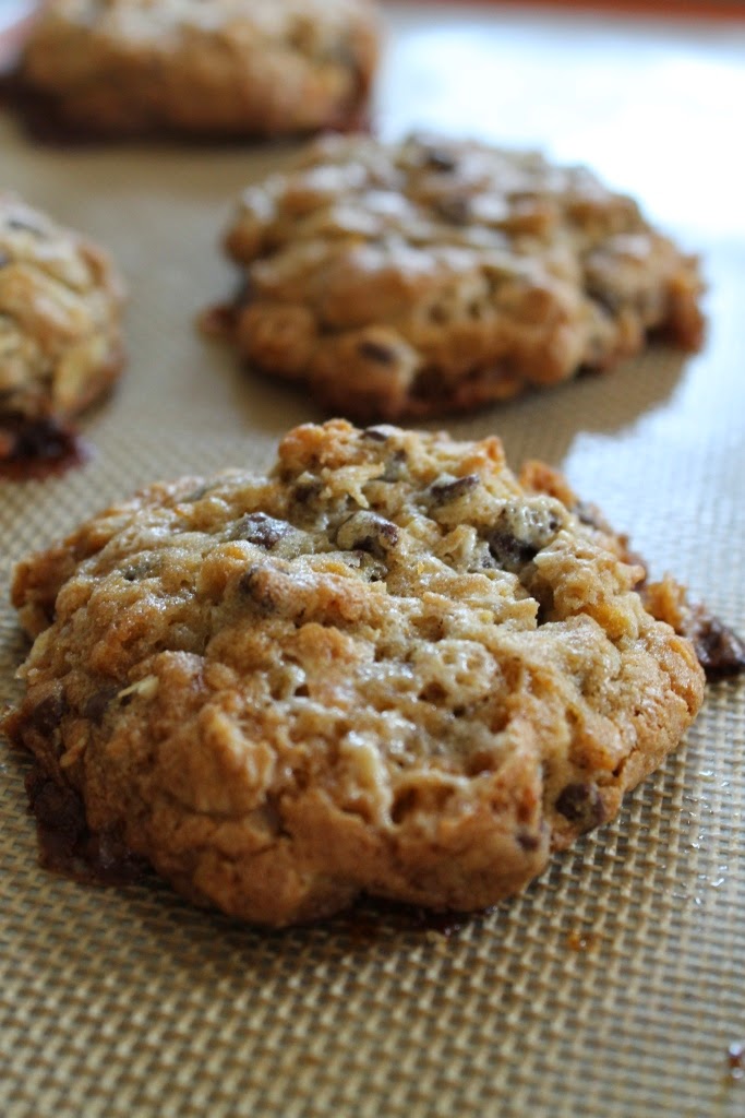 Life on Food Momofuku Cornflake Marshmallow Chocolate Chip Cookies