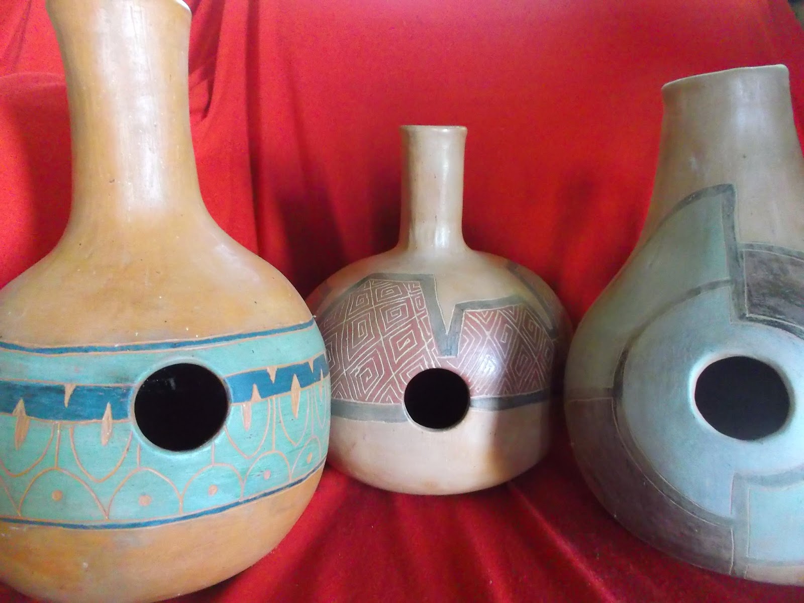 Caraguata & Tonantzin: Instrumentos de barro.