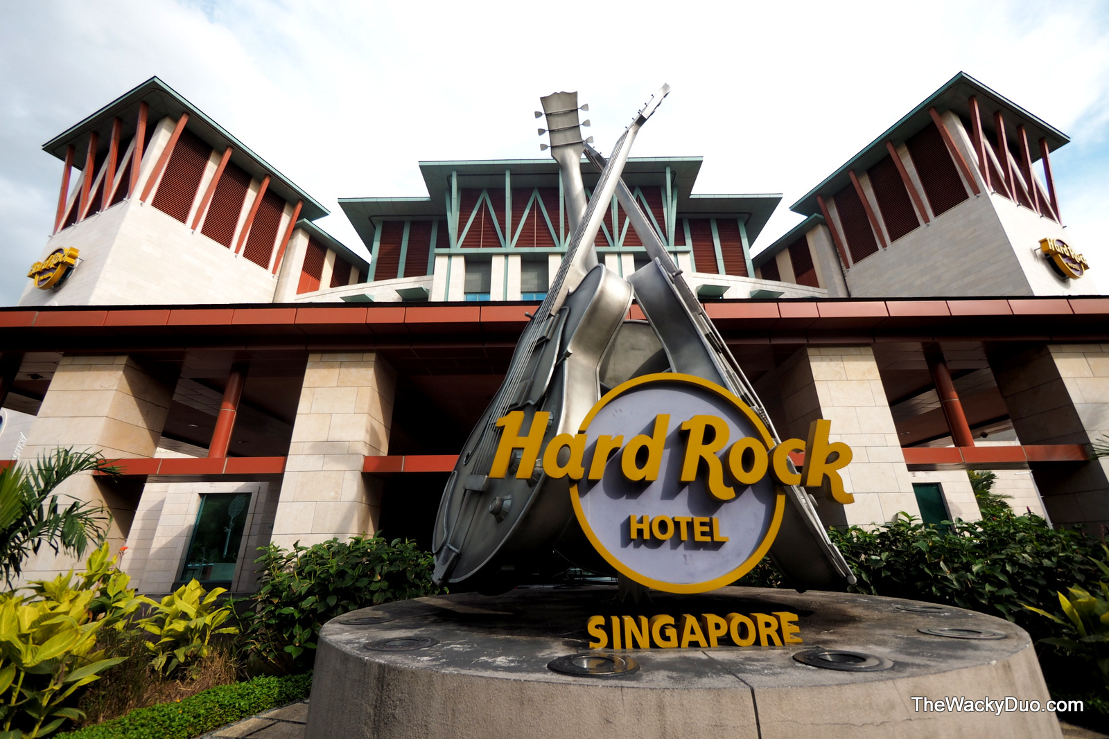  RWS Hard Rock Hotel Staycation