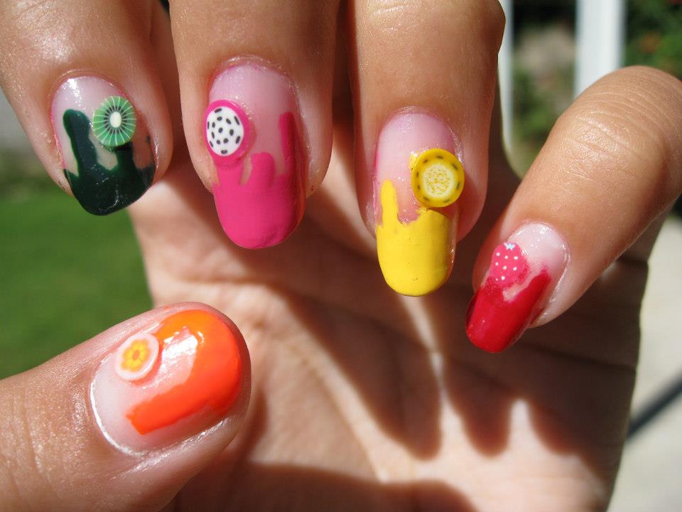 NomiGirl: Nail Art & How to Get Lusciously Lovely Long Nails