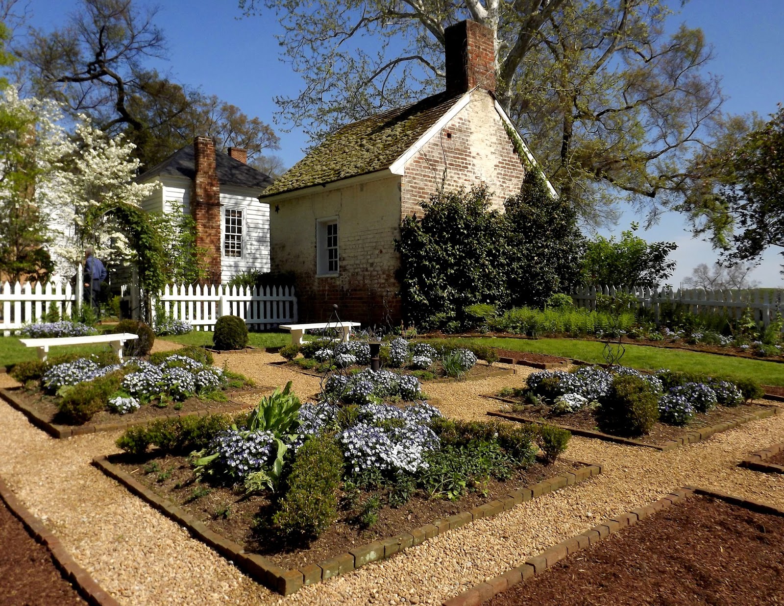 Forsythia Hill Finds Historic Garden Week in Richmond Virginia 2015
