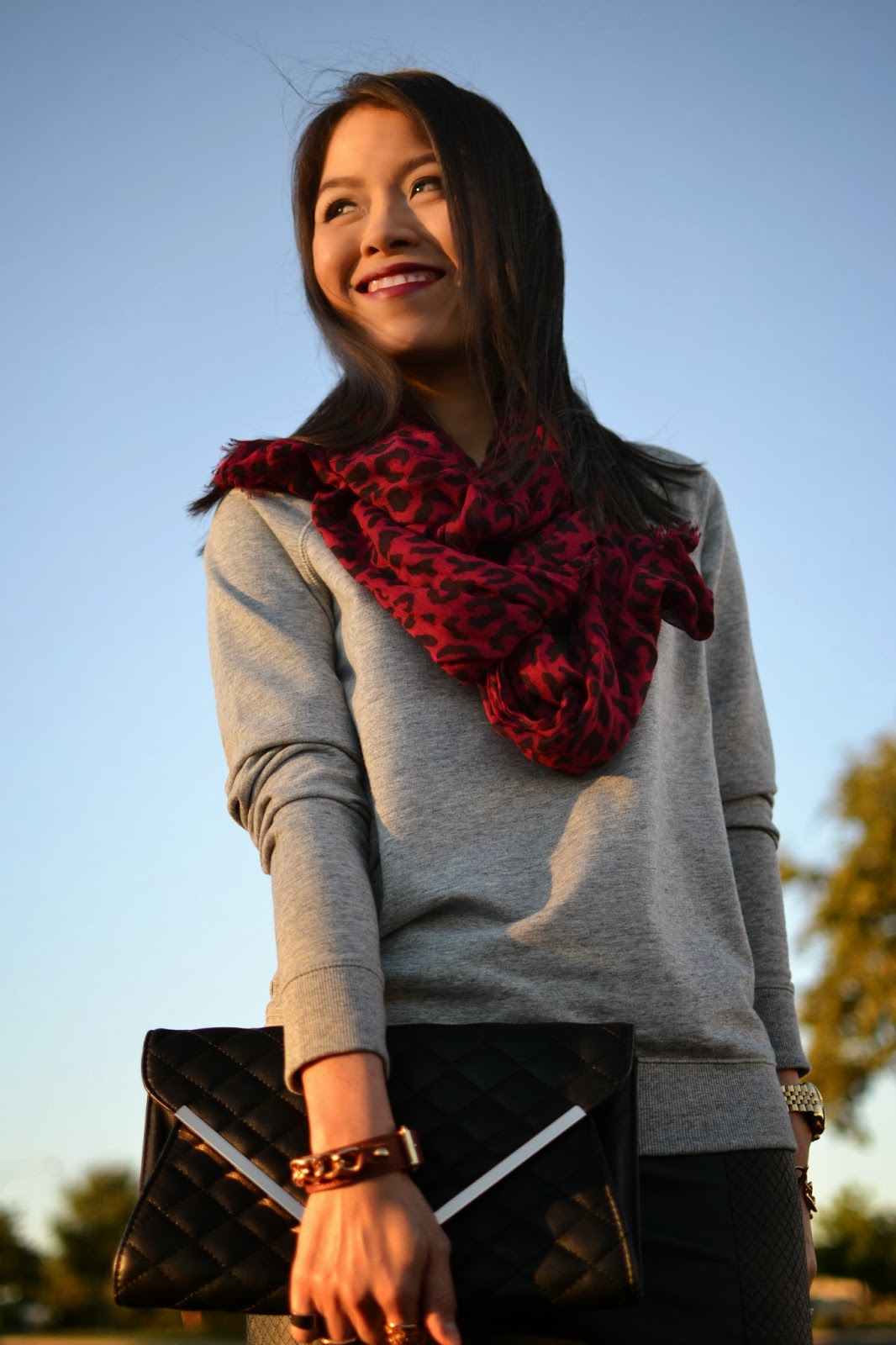 Style and Cappuccino : Daring Red: pleather skirt + sweatshirt + red accents