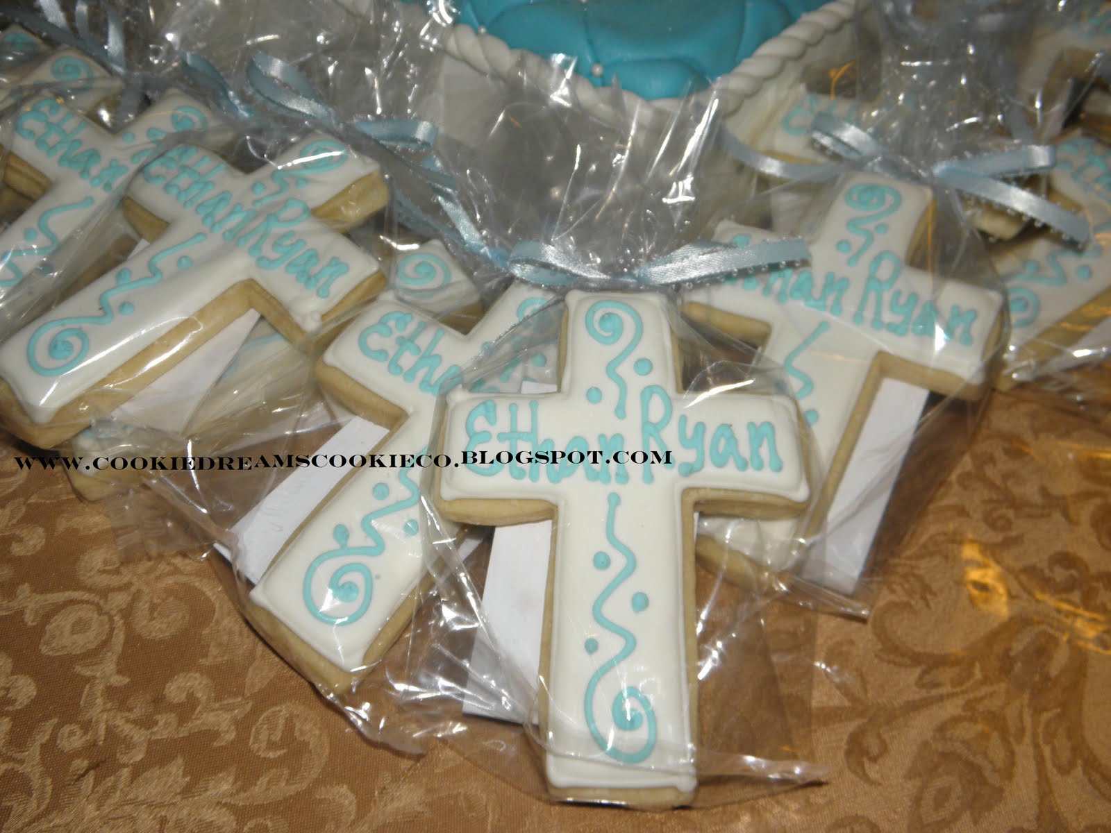 Cookie Dreams Cookie Co. Christening Cake and Cookies!