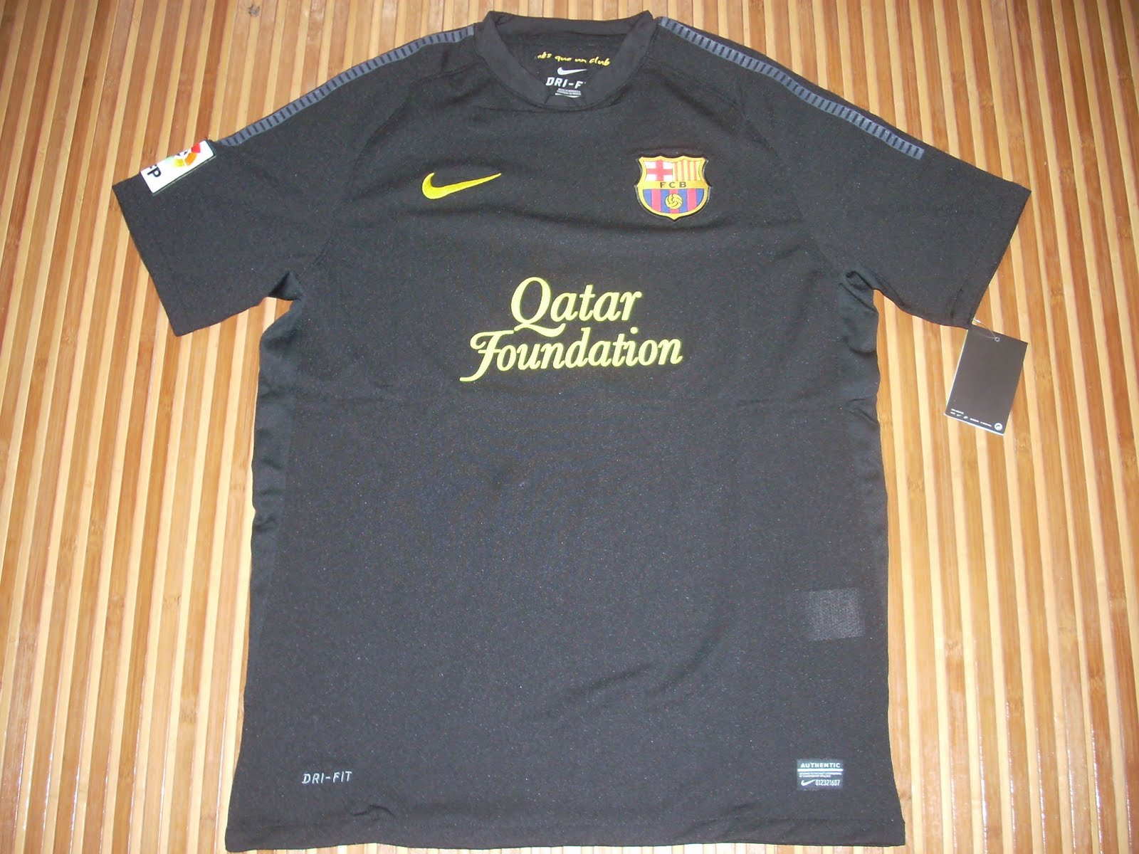 FC BARCELONA AWAY 2011/2012 | E-jersey Online Jersey Store
