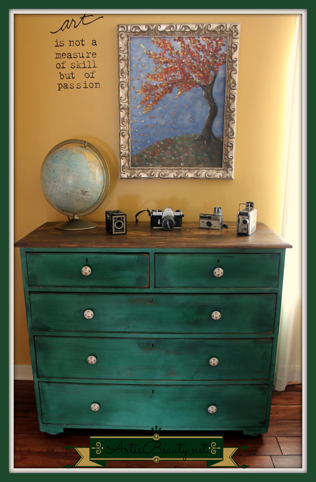 ART IS BEAUTY Custom Green Dresser Makeover