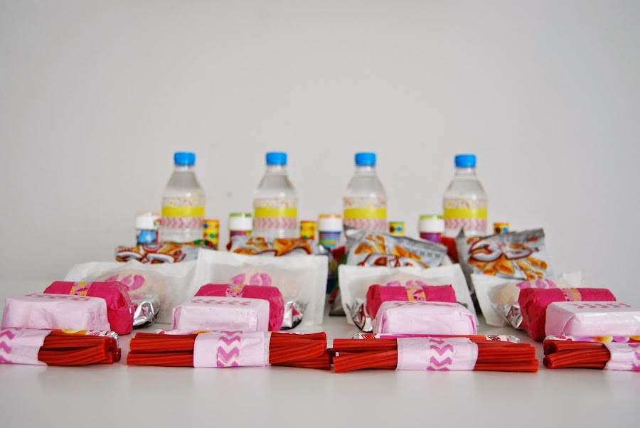 cumpleaños picnic. Birthday in a bag, picnic birthday