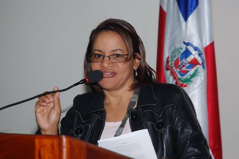 UAPA TE INFORMA: INCAPRE-UAPA GRADUA EN MAQUILLAJE PROFESIONAL Y ...