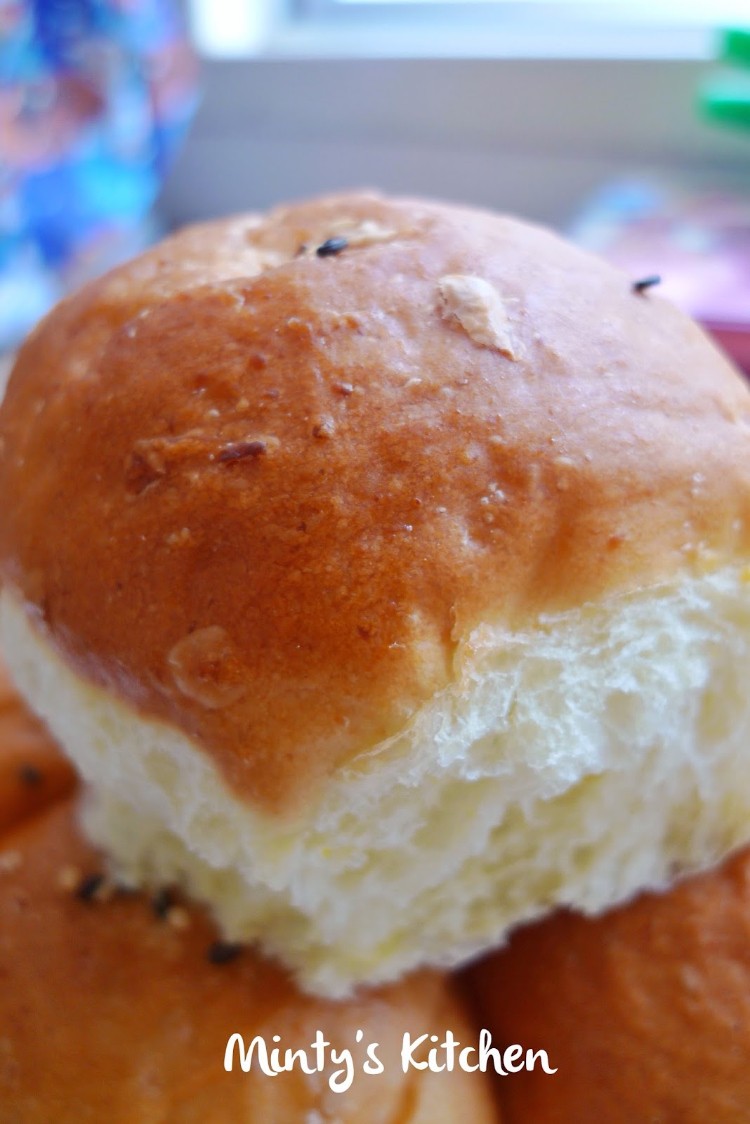 Minty's Kitchen Sweet Corn Buns