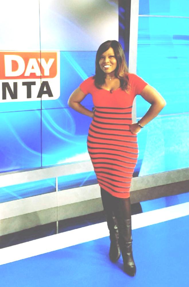 THE APPRECIATION OF BOOTED NEWS WOMEN BLOG SHARON LAWSON IS BRINGING STYLE AND CLASS TO FOX5