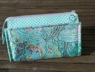 Pink Pony Design: Reno Rounded Makeup Bag - Pattern Release!