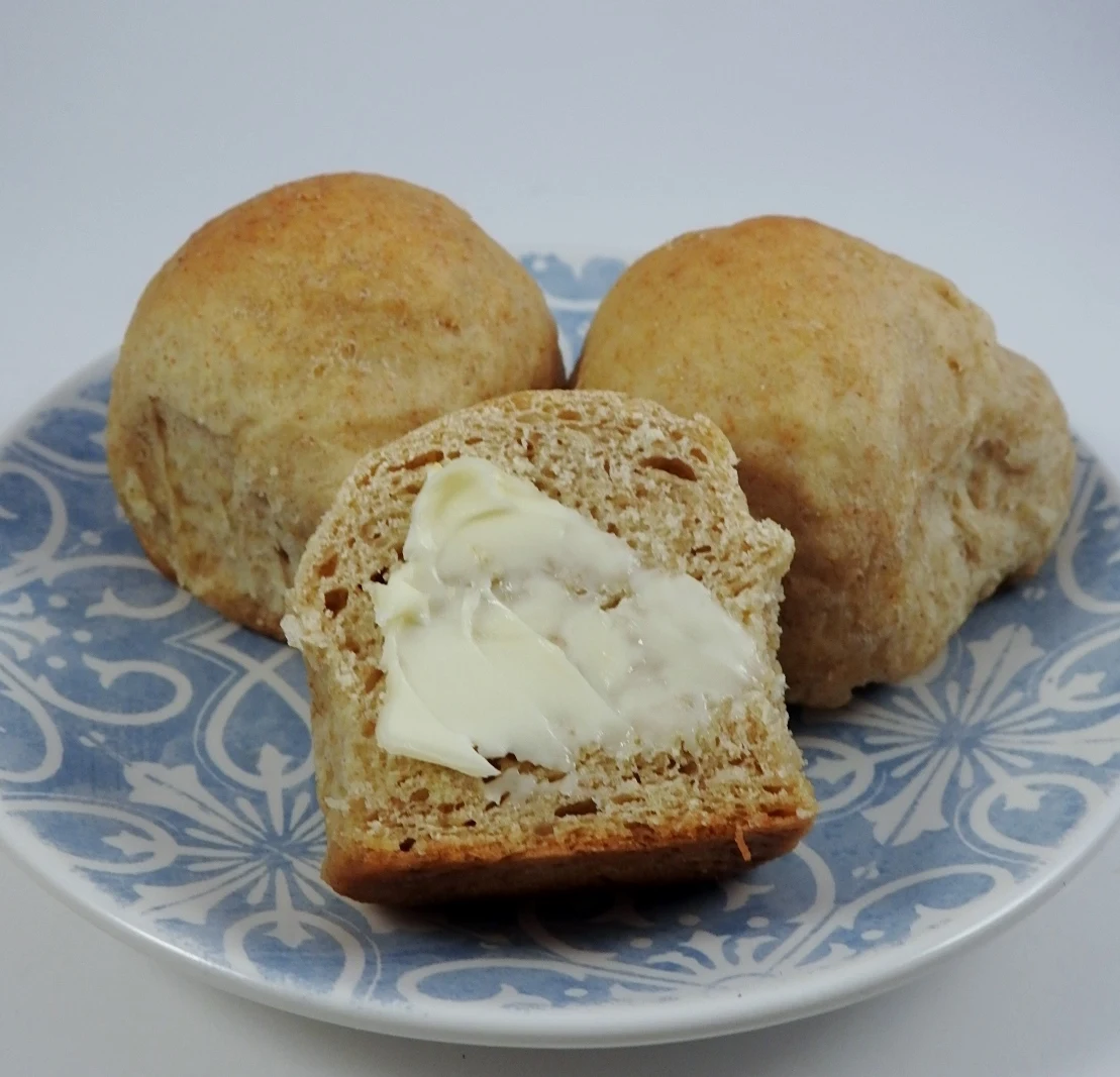 Honey Oat Pan Rolls