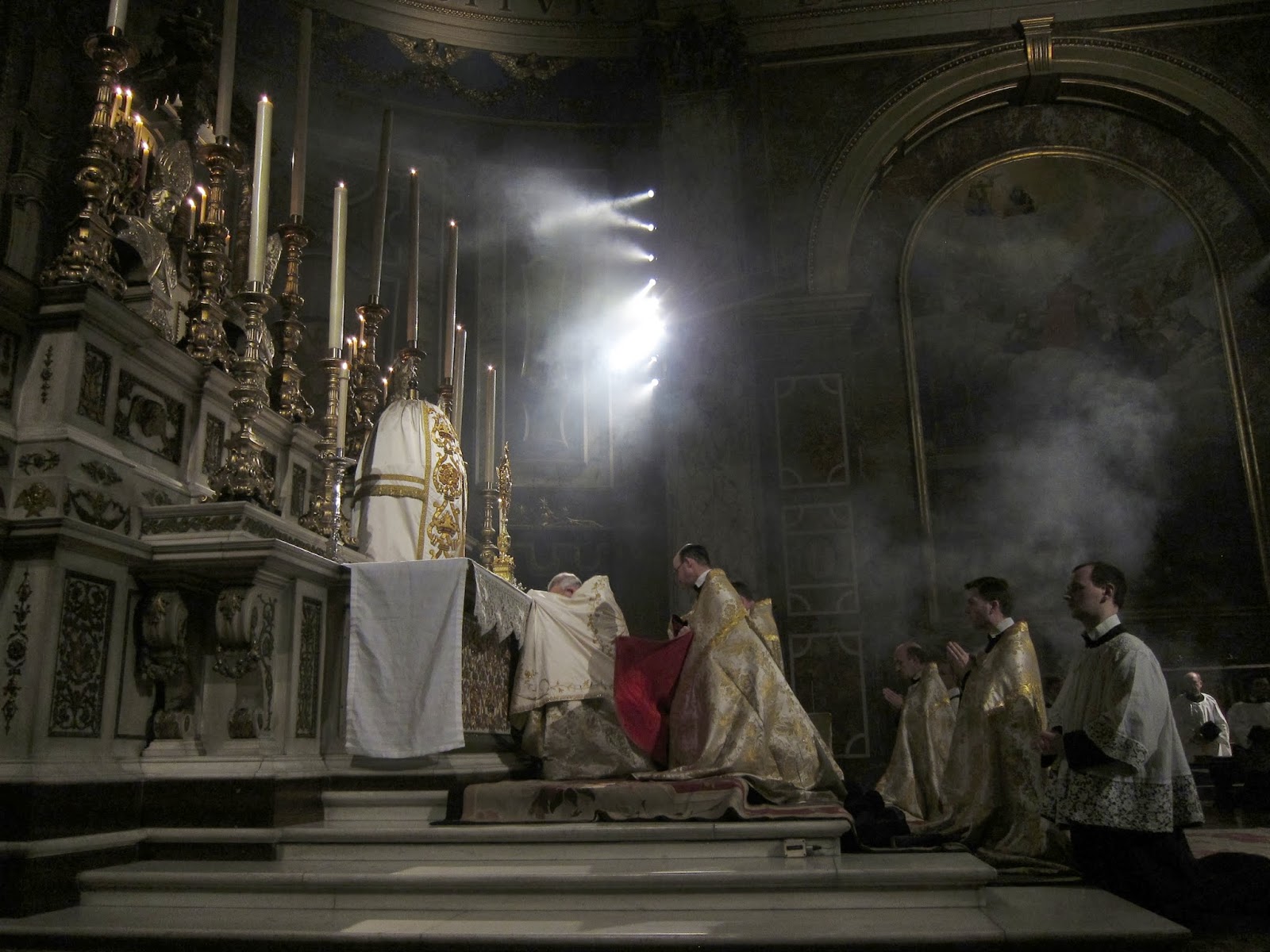 New Liturgical Movement Solemn Benediction at the London Oratory on