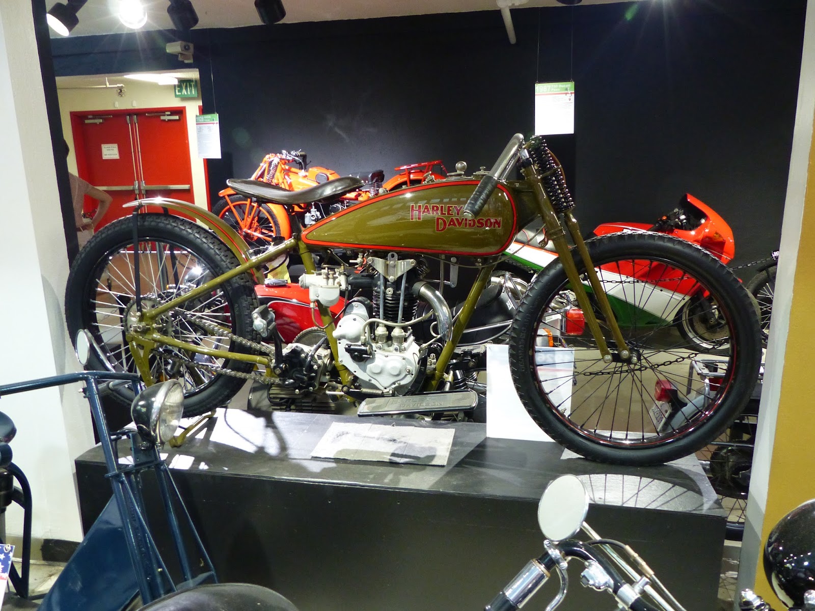 OldMotoDude 1926 HarleyDavidson Model A Peashooter Board Track Racer