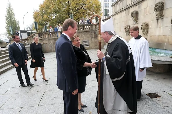 Grand Duke Henri and Grand Duchess Maria Teresa were joined by Hereditary Grand Duke Guillaume, Hereditary Grand Duchess Stéphanie, Archduchess Marie-Astrid and Archduke Carl Christian