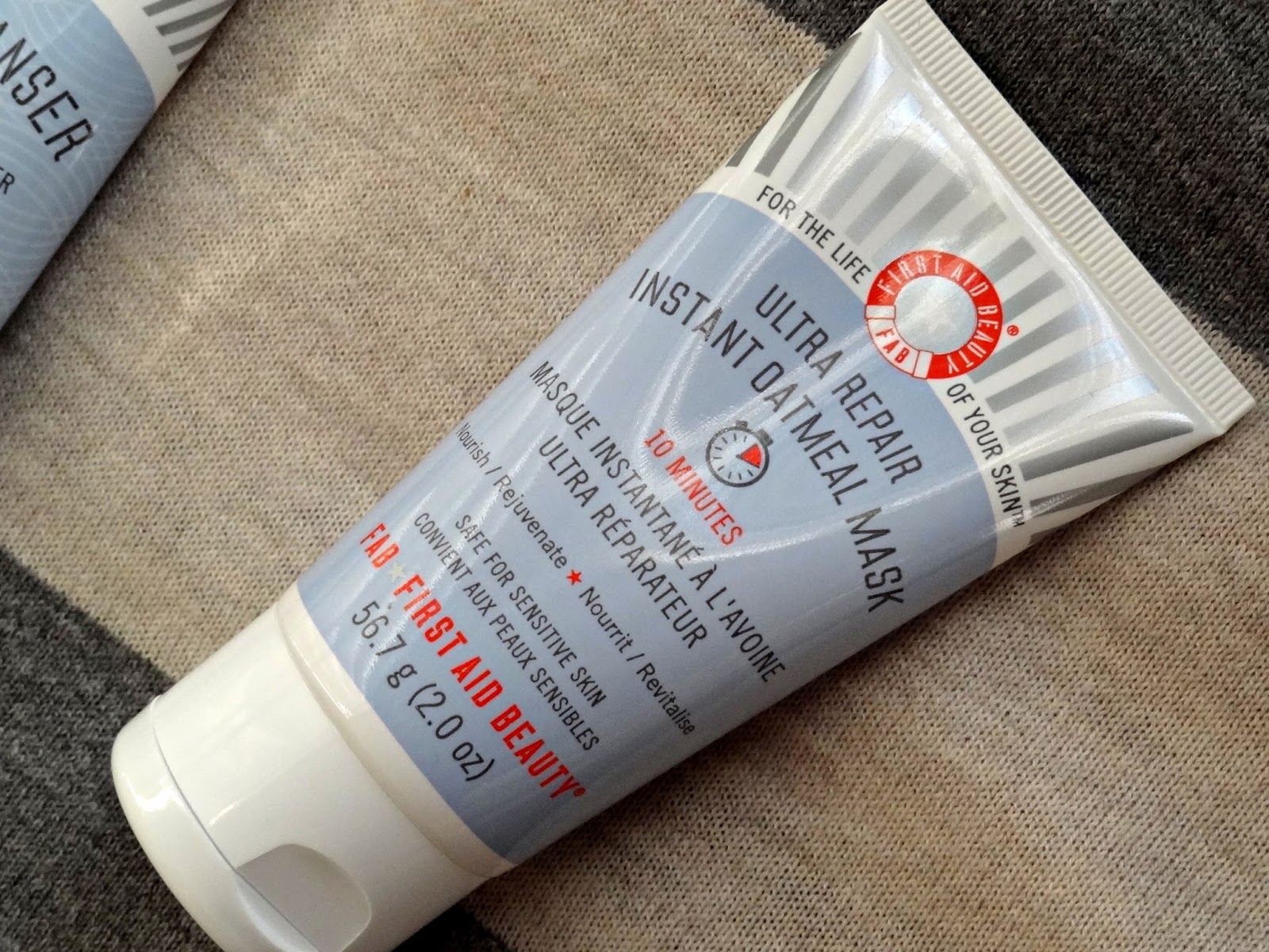 First Aid Beauty Ultra Repair Instant Oatmeal mask