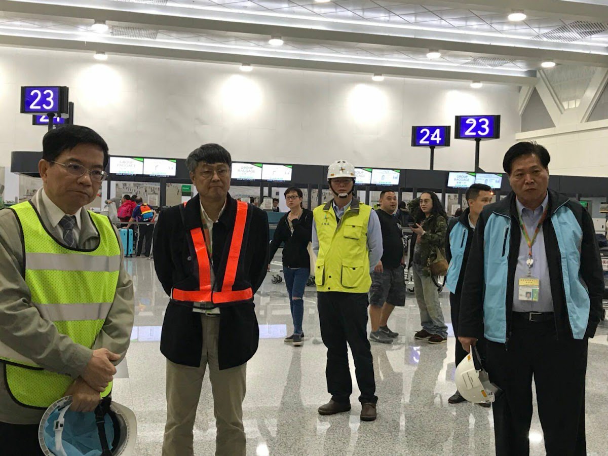 王國材視察第二航廈擴建工程（北側）。