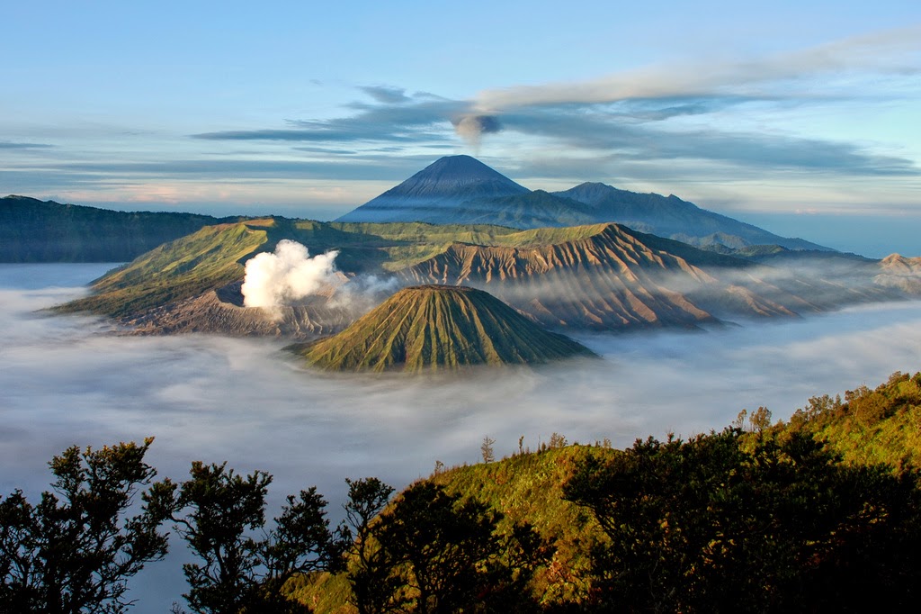 Pegunungan Di Indonesia - Homecare24