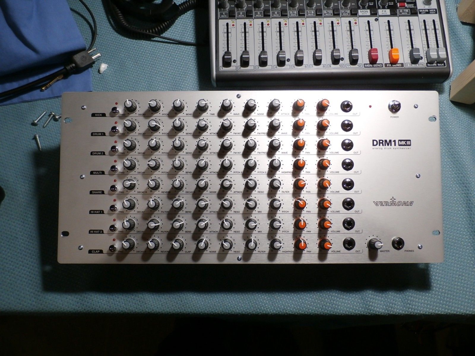 MATRIXSYNTH VERMONA DRM1 MKIII Standard Analog DRUM Synthesizer with TRIGGERS SN D 18363