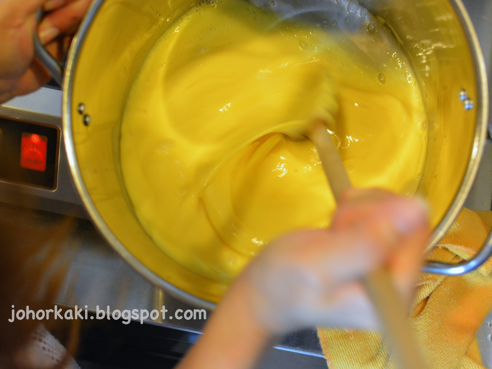 Traditional Kaya Coconut Jam Recipe by Good Morning Nanyang Cafe |Tony ...