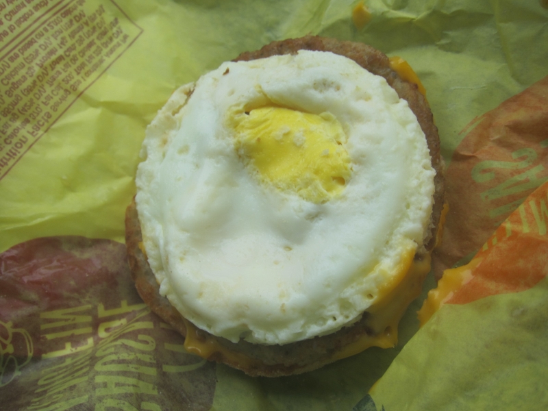 Review McDonald's Sausage McMuffin with Egg