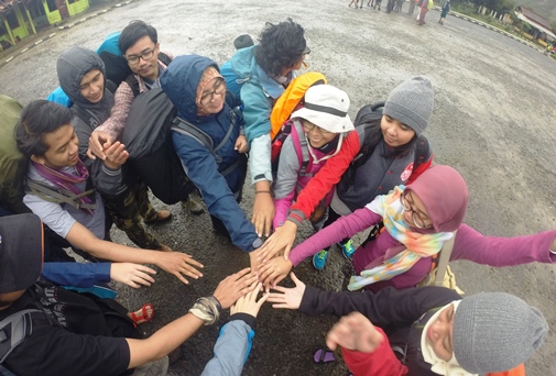 gunung papandayan garut