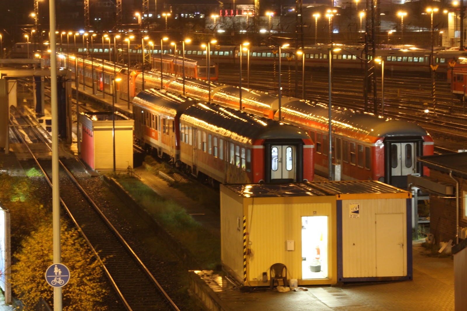 Aktivitäten im Bahnhof Kiel 28.11.2012