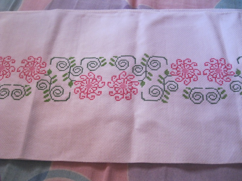 Arte em ponto cruz e crochê: Jogo de cama casal