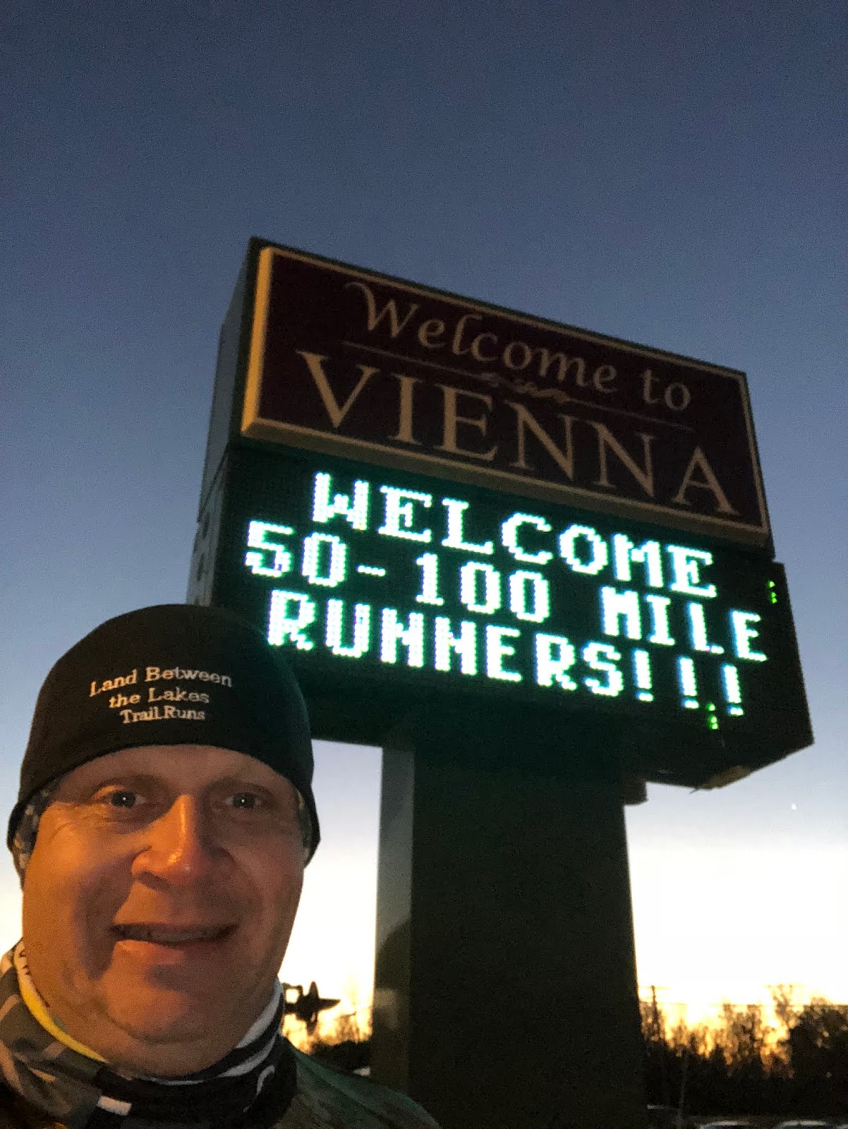 MARATHON ANIMAL RESCUE RUNNING MARATHONS AND ULTRAMARATHONS SUPPORTING