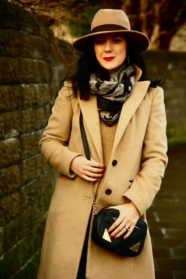 Classic Camel and Black Outfit - Rachel the Hat