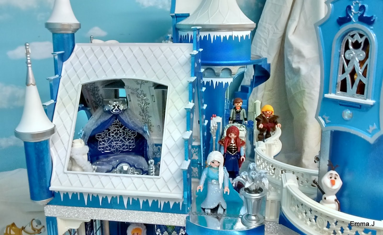 Frozen Palace Emma.J's Playmobil