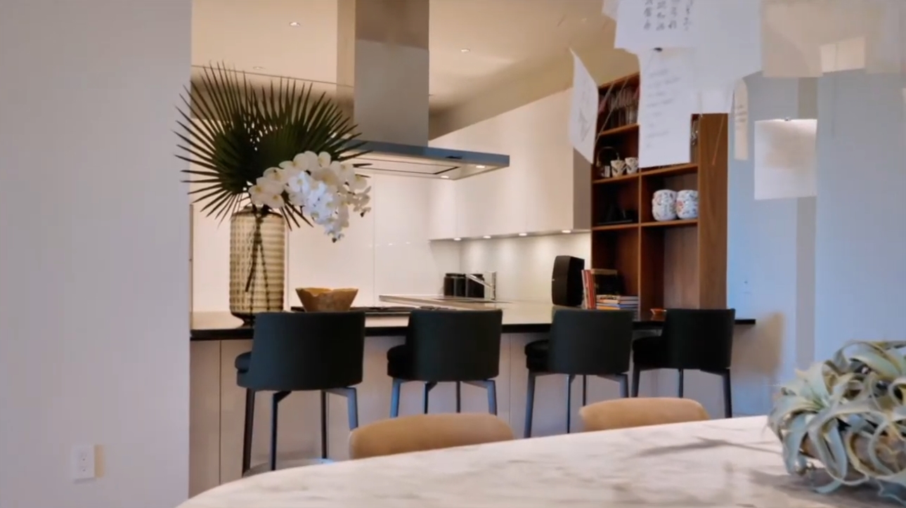 23 Photos vs. Ritz Carlton Residences Miami Beach: Is this the Best Condo in Miami? - Luxury Condo & Interior Design Video Tour 23 Photos vs. Ritz Carlton Residences Miami Beach: Is this the Best Condo in Miami? - Luxury Condo & Interior Design Video Tour