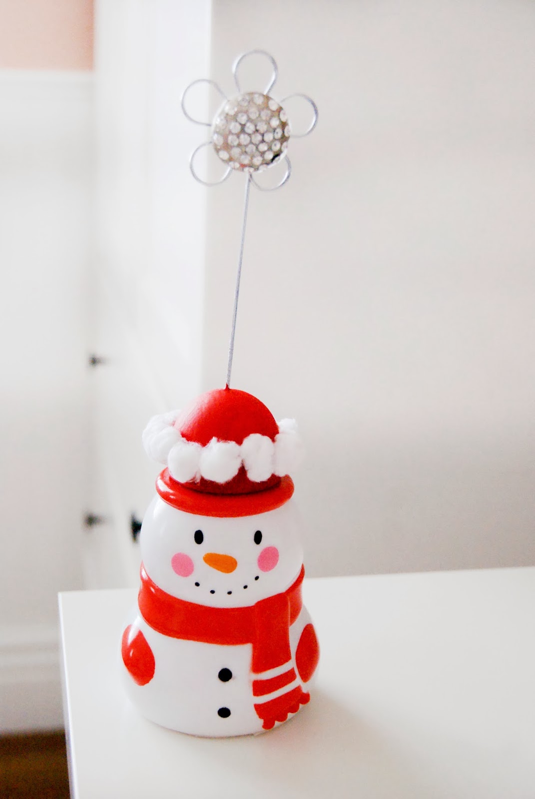 South Coast 9.14: Christmas Picture holder w/ candy storage