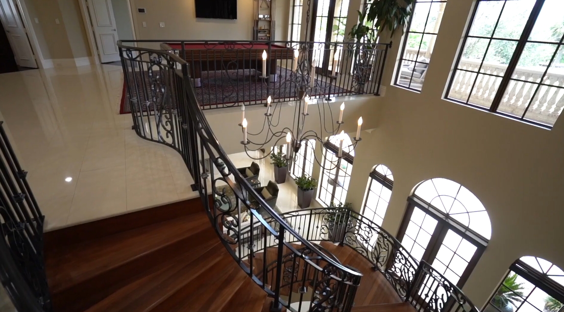 Tour 1356 Sabal Palm Dr, Boca Raton vs. 39 Interior Design Photos