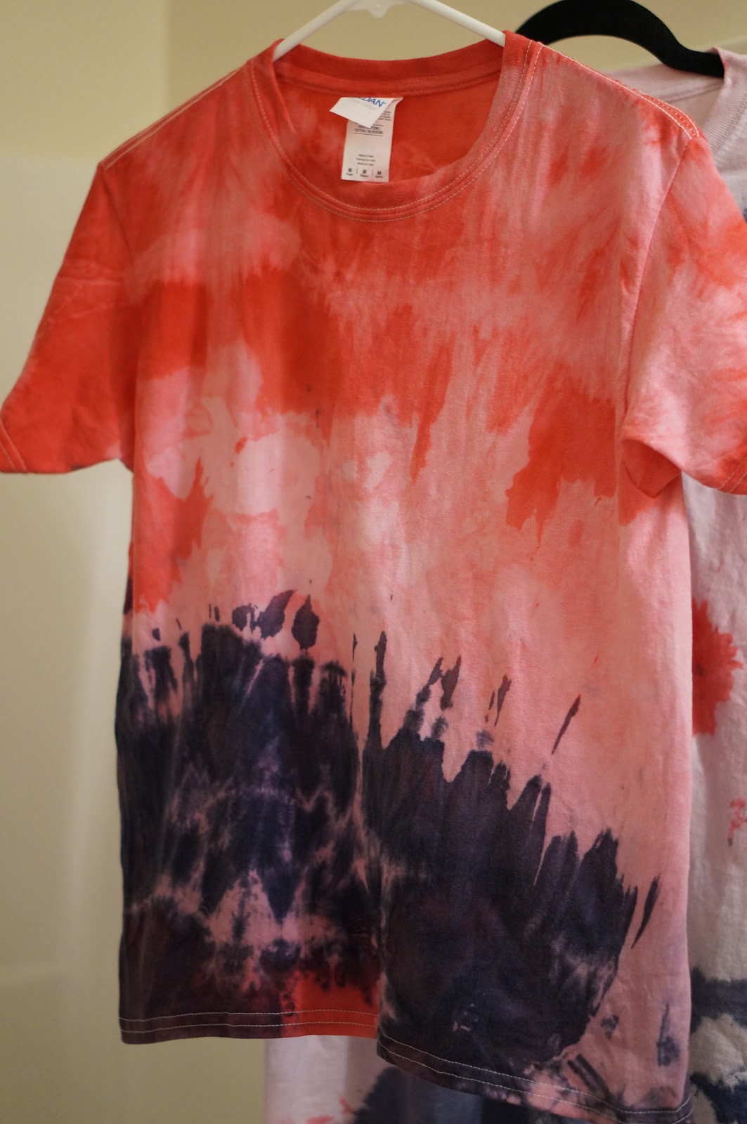 FAMILY | TIE DYE SHIRTS FOR THE 4TH OF JULY - Rebecca Lately