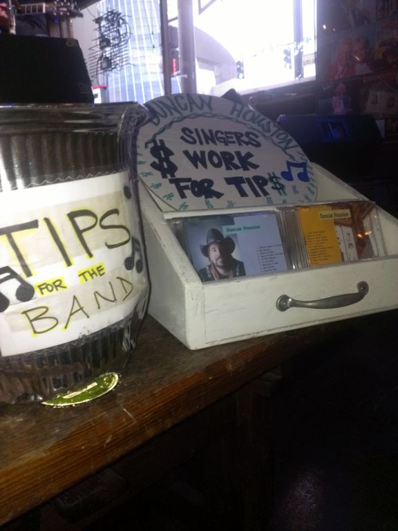 Mealightenment Broad Street Bar Hopping (Nashville, TN)