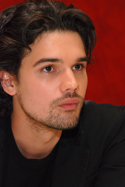 I Like Man: Steven Strait