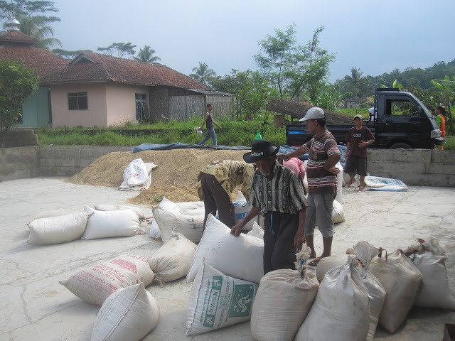 Pabrik Beras H. Komar