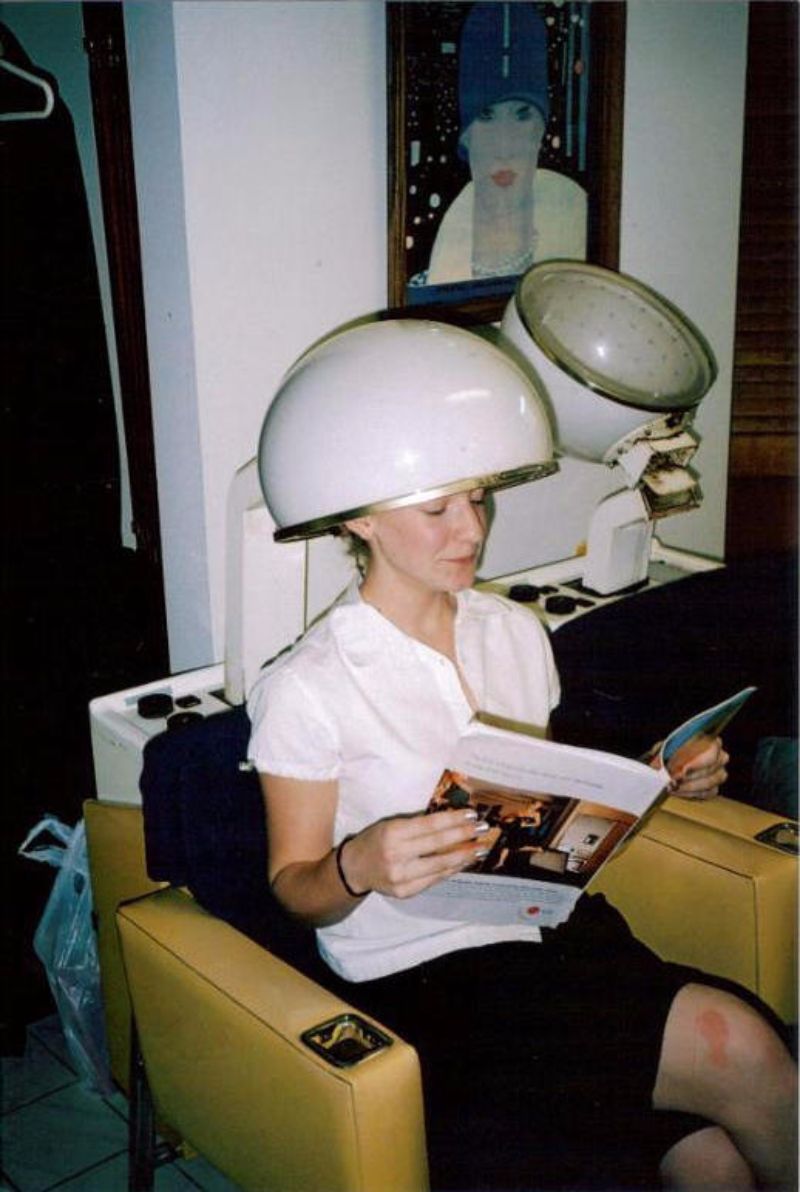 Inside Vintage Beauty Salons From The 1950s And 1960s