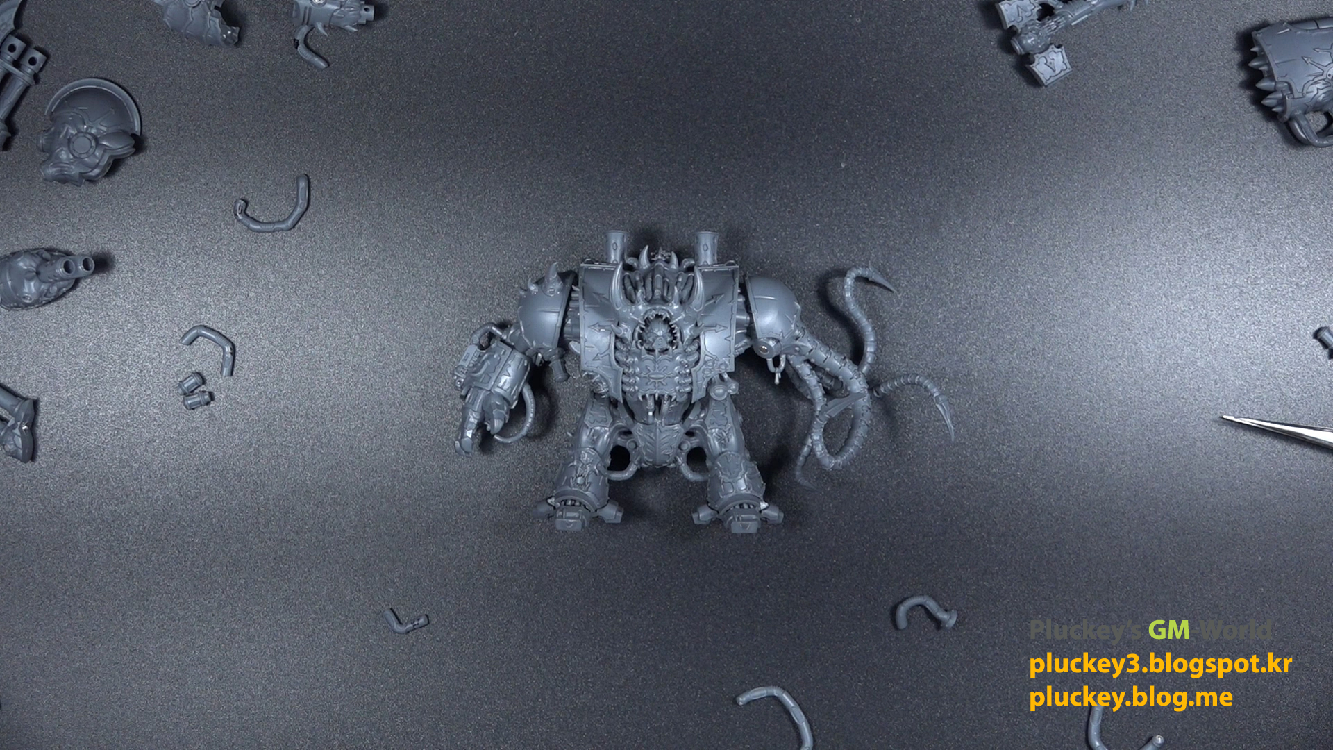 pluckey's GMWorld Warhammer 40000 워해머 Helbrute 헬브루트 (WH40K) Review