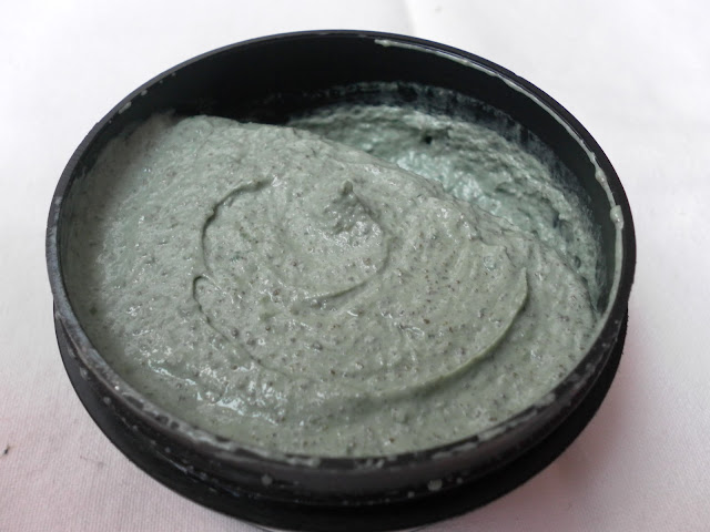 A picture of Lush Love Lettuce Fresh Face Mask