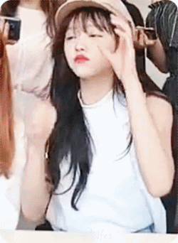 피곤한 유아.gif | 인스티즈