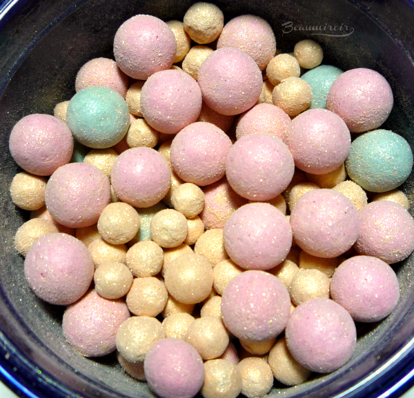 Guerlain Meteorites Perles de Legende for Holiday 2016: pearls inside the box 