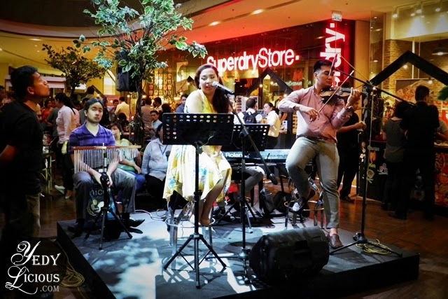 Musical Performances at Shang Gourmet Strip at Shangri-La Plaza Mall