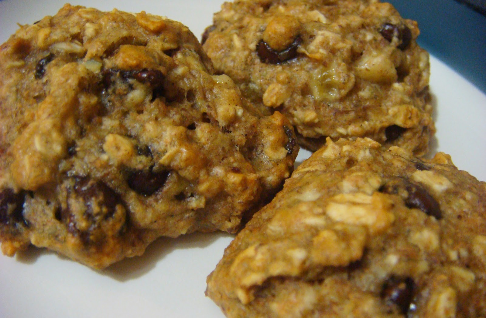 Beaute and the Feast: Banana Nugget Cookies (With Chocolate & Oats)